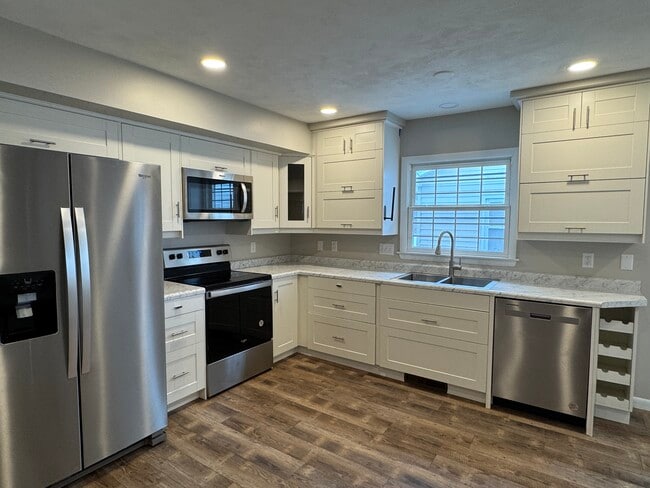 Photo - 3319 Marquette St