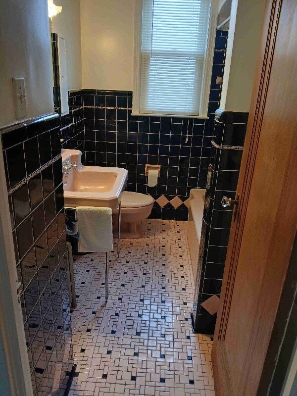 Photo - 1924 Jerome Ave Unit 1924 Jerome Avenue