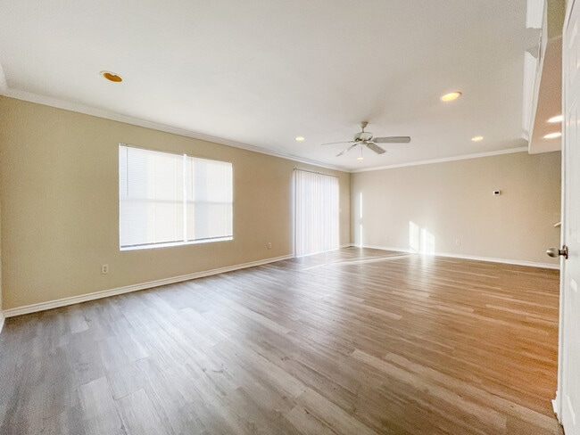 Photo - 309 Gurley Ln