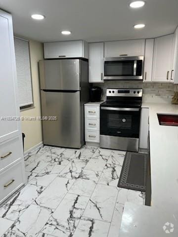 Building Photo - 424 SE 10th St Unit 204 Rental