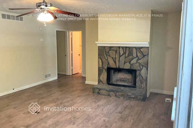 Photo - 15 Tracey Ln