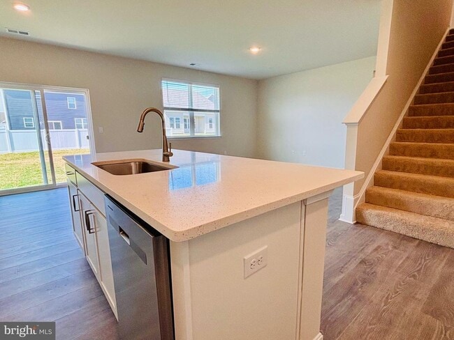 Photo - 29880 Londyn Ln