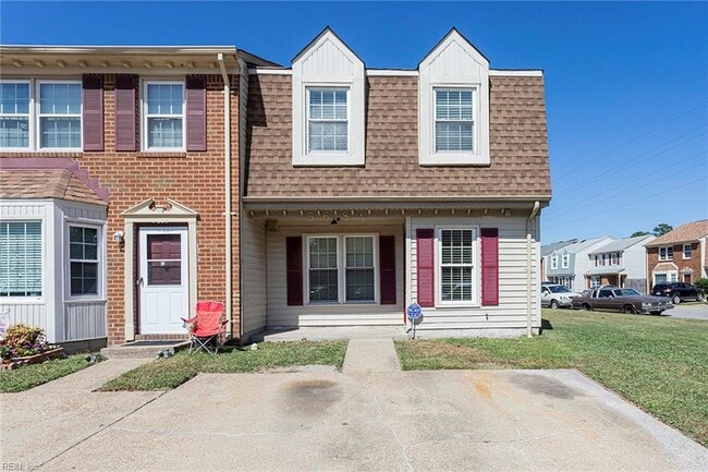 Building Photo - 5684 Campus Dr