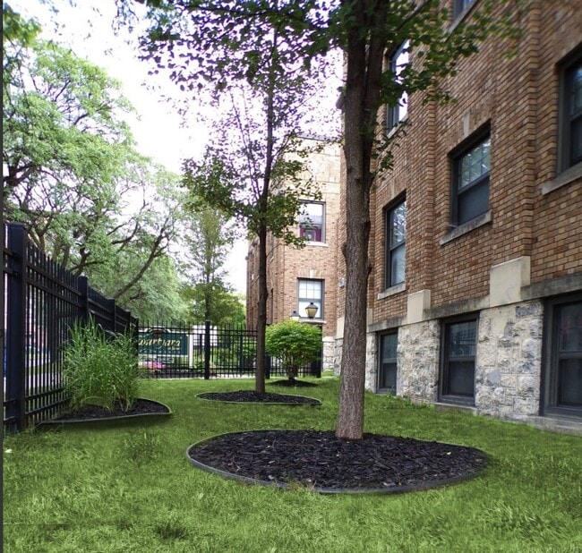 Photo - Courtyard at James