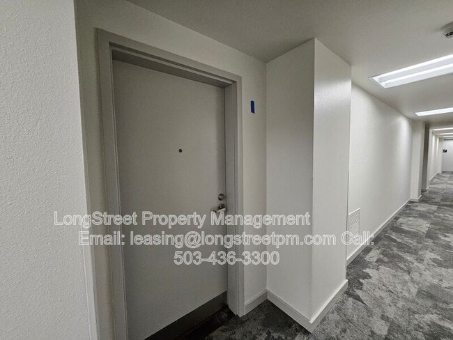Photo - 910 SE 42nd Ave Unit 210