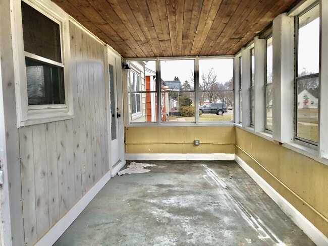 Photo - 924 N Sunset Ave