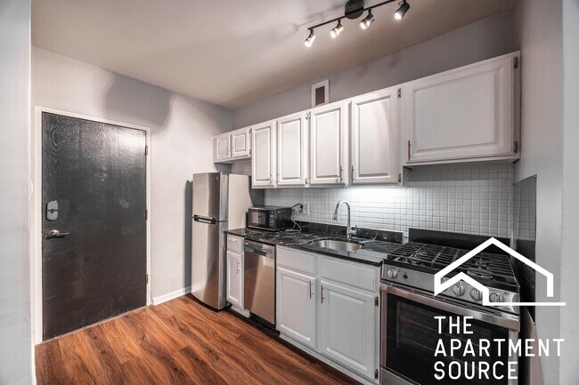 Photo - 1200 N La Salle Dr