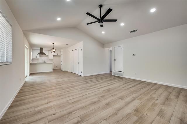 Photo - 1004 Darnell Ave