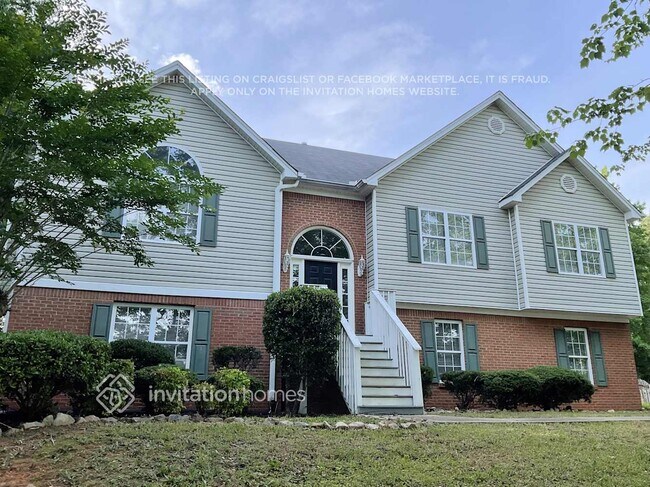 Photo - 301 Black Willow Ct