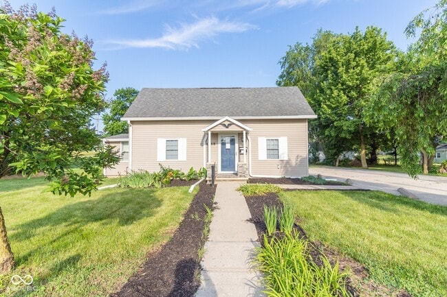 Building Photo - 1815 D St Rental