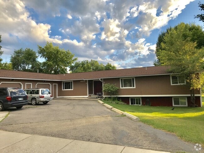 Building Photo - 4805 24th Ave Unit B Rental