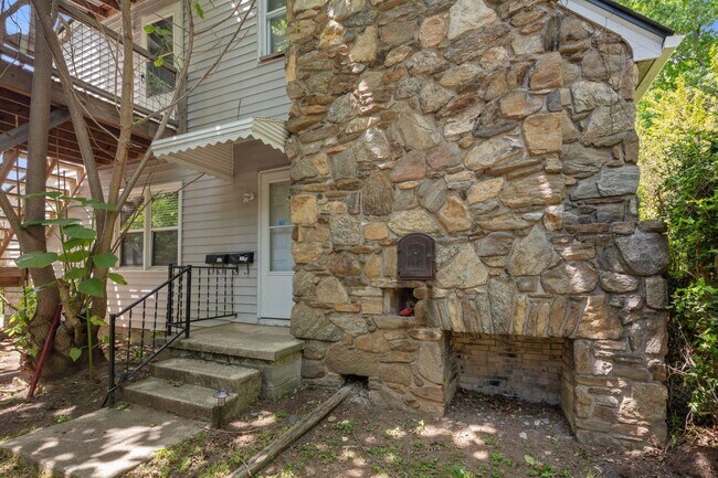 Photo - West Asheville Apartment - One Bedroom Plus Office Unit #2