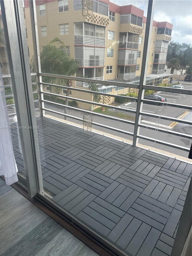 Photo - 410 NW 68th Ave Unit 318