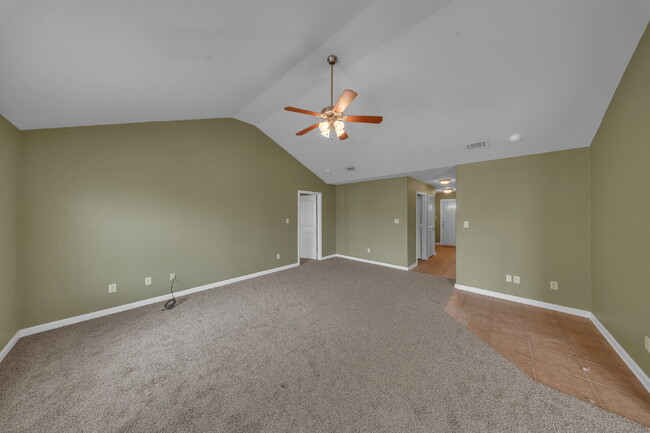 Photo - "Charming 3-Bedroom with 2 Full Baths in Valdosta – Perfect Blend of Comfort and Style!"