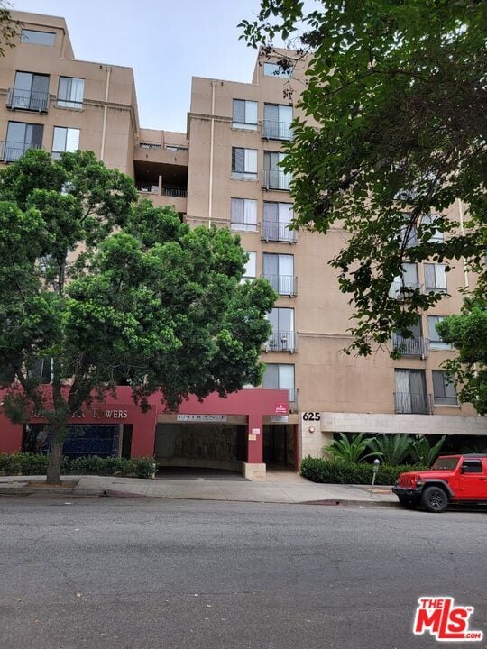 Photo - 625 S Berendo St Condo Unit 310