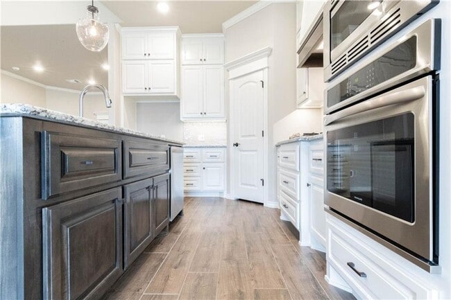 Photo - Very Nice 4 Bedroom 3 Bath Home with Bonus Room in Edmond Schools with Storm Shelter
