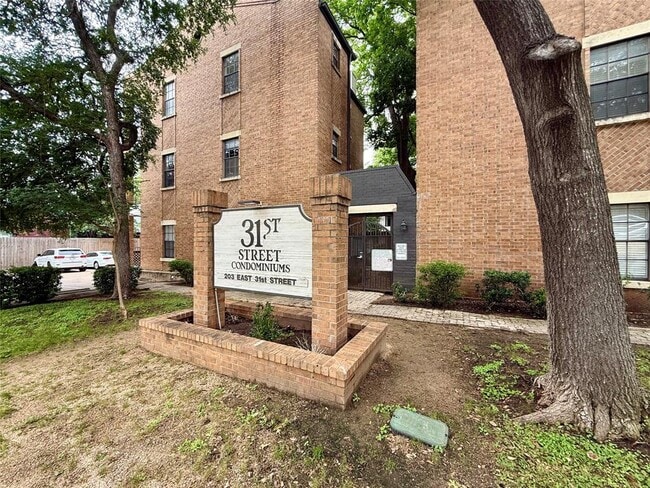 Photo - 203 E 31st St Unit 101