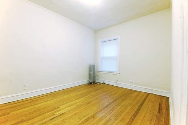 Photo - 1335 W Touhy Ave Unit 1N