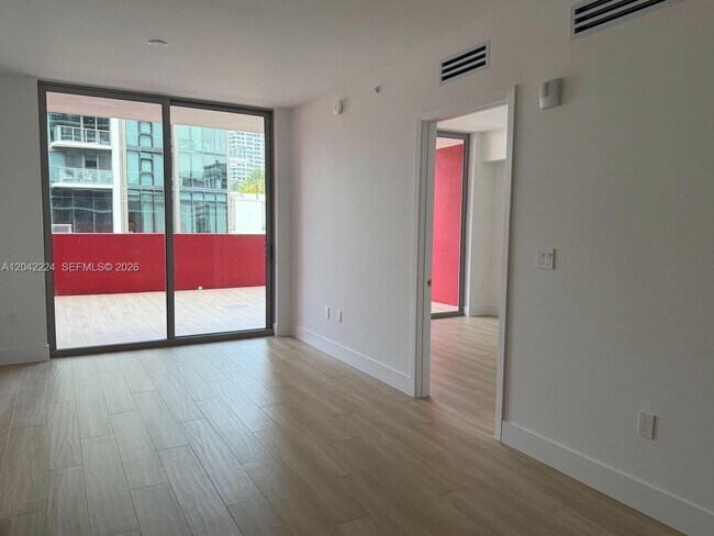 Photo - 90 NE 32nd St Unit 606