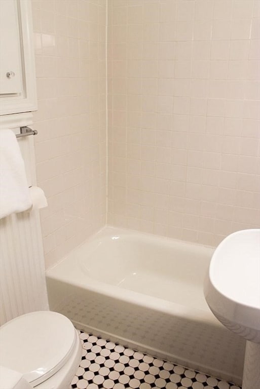 Photo - 15 Trowbridge St Unit 8