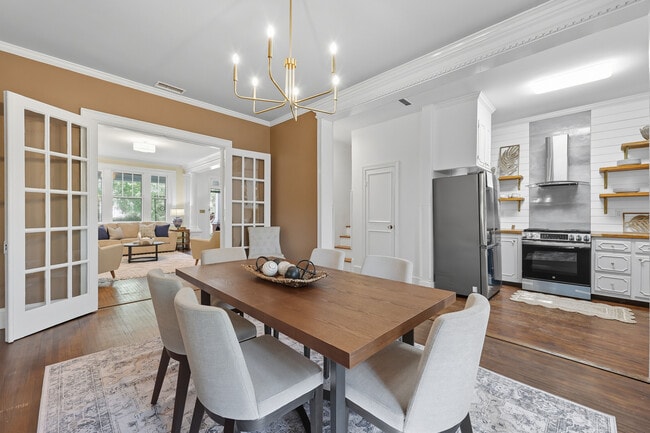 Photo - 3109 W Grace St