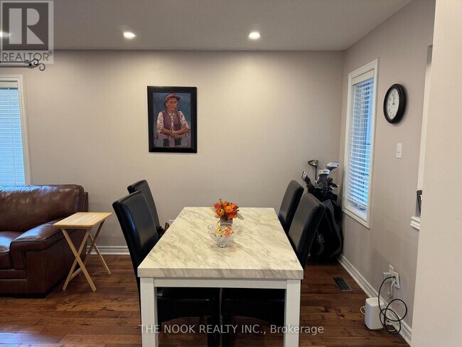 Photo - 171 Willowbrook Dr