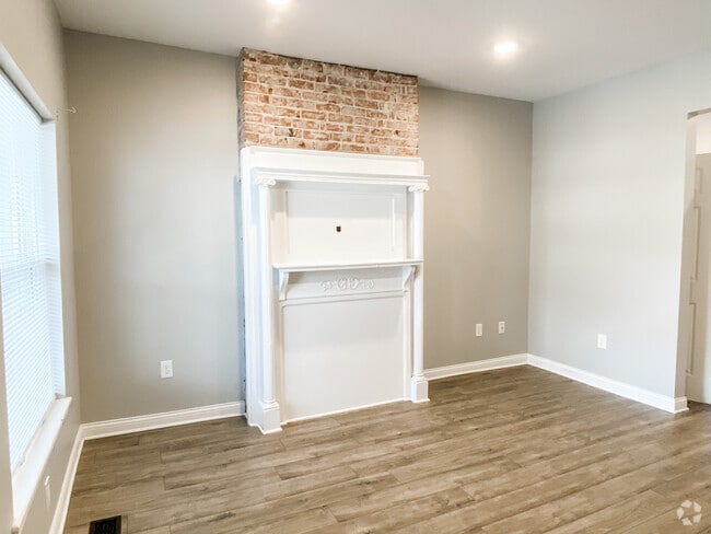 Building Photo - 215 Avondale Ave Rental