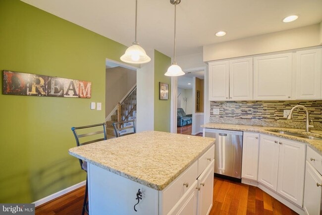 Photo - 32 Lovett Ct