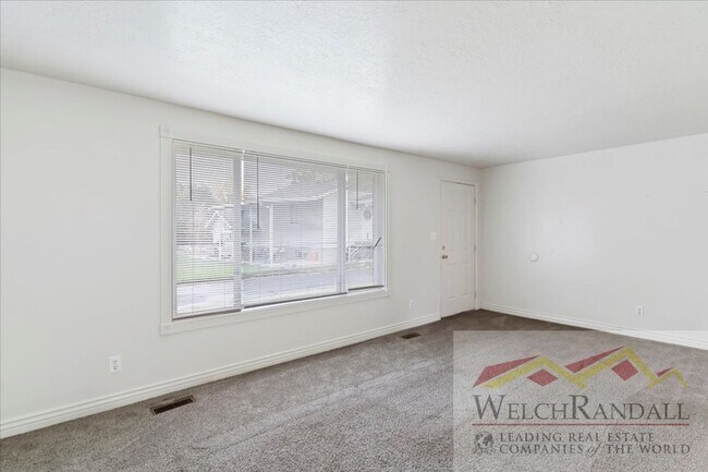Photo - 2 Bedroom 1 Bath Duplex in Riverdale