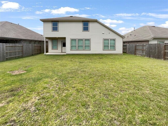 Photo - 16024 Dockside St