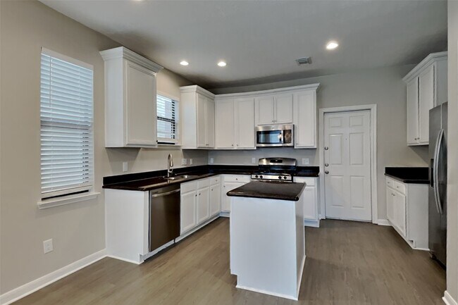 Photo - 29719 Buffalo Canyon Dr