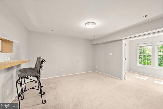 3313 Wyndham Cir Unit 3209