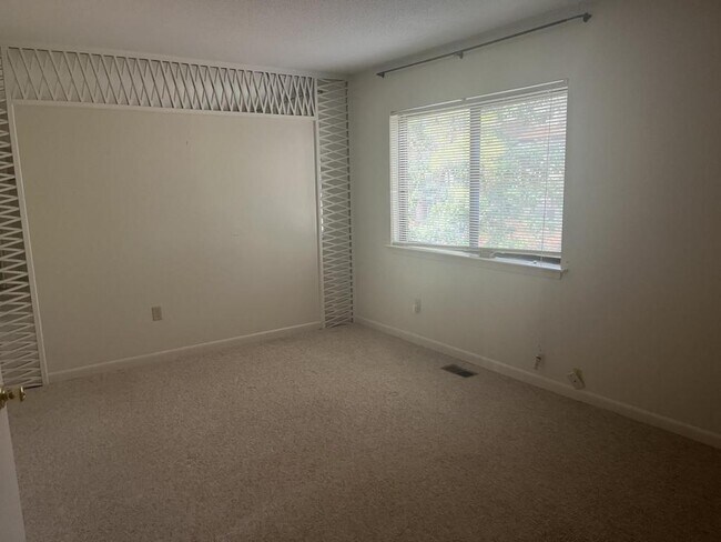 Photo - 3775 Guess Rd