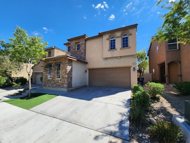 Stunning 4 Bed 3 Bath 2 Story Home with Loft - Stunning 4 Bed 3 Bath 2 Story Home with Loft