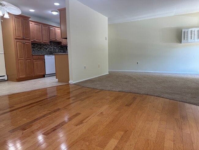 Photo - 167 Amberly Dr Unit A