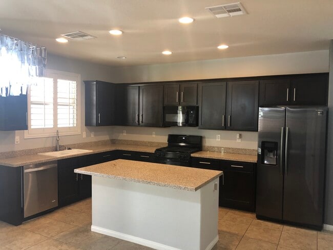 Photo - 263 Garden Trellis Ct