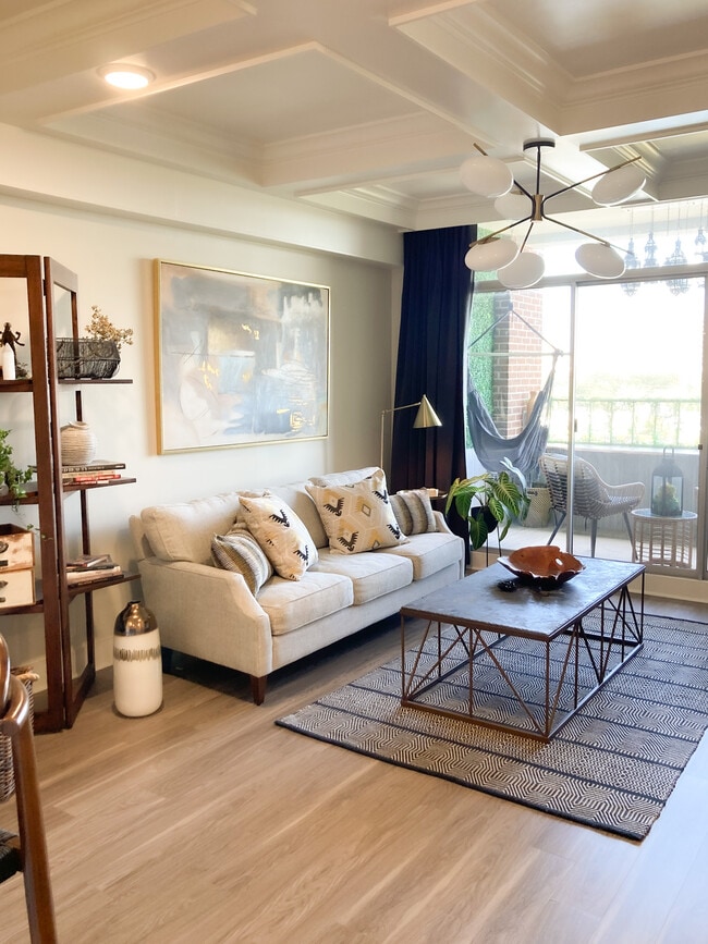 Photo - 14 Lockwood Dr Unit 3B