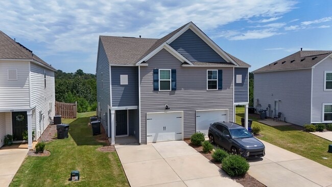Building Photo - 115 Adger Rd