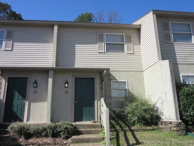 Building Photo - Maumelle Townhouse