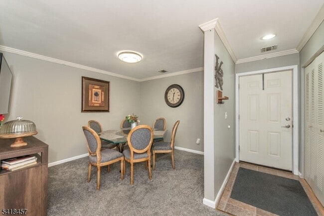 Photo - 127 Falcon Ridge Way N Unit 127