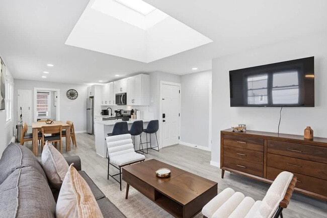 Photo - 225 Hancock Ave Unit SI ID1470334P