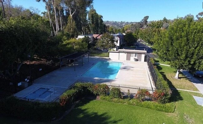 Photo - 6600 Reservoir Ln