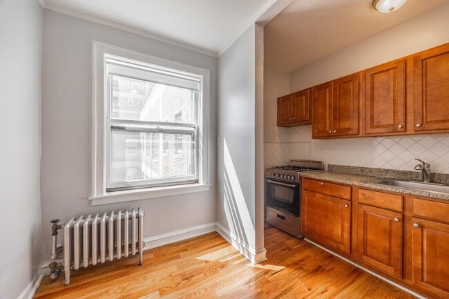 Photo - 917 W Eastwood Ave Unit 705