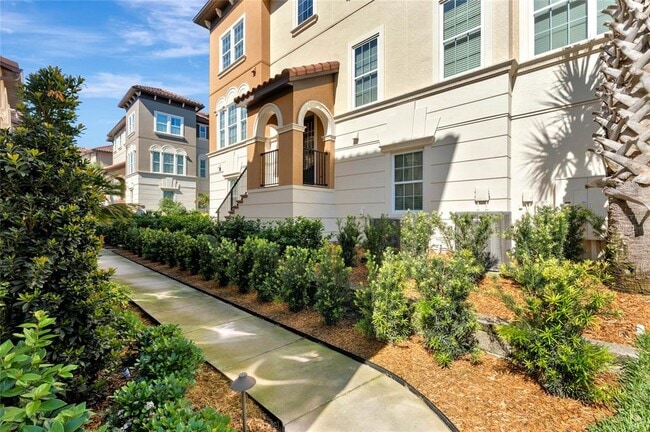 Photo - 2440 Lobelia Dr