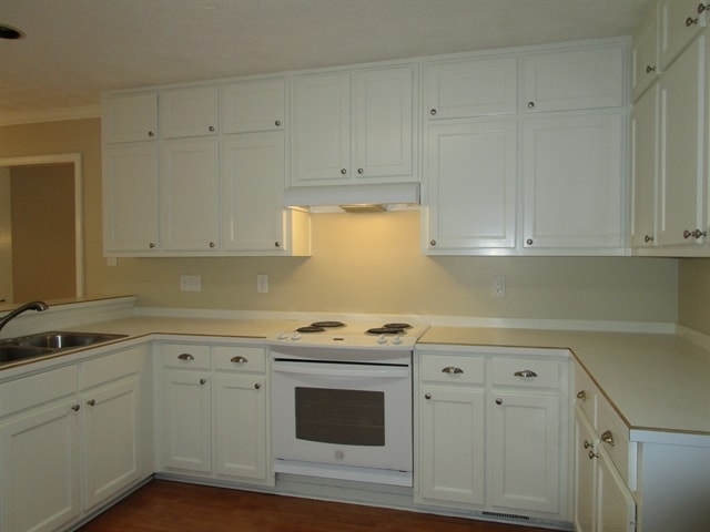 Photo - 700 Rosehill Ln