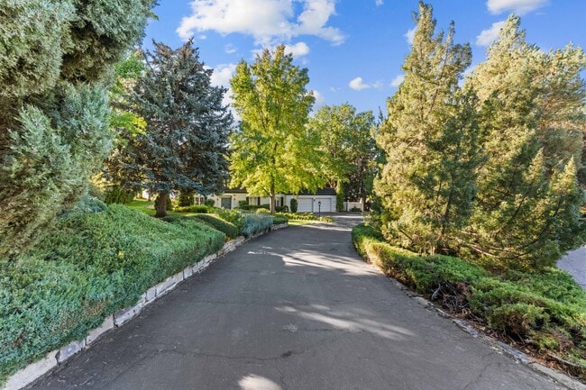 Photo - Fully Furnished Luxury Estate in Boise's Lower Highlands