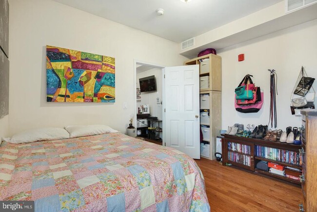 Photo - 2001 Federal St Unidad 3