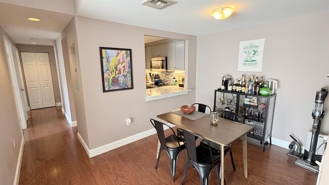 Photo - 170 Gore St Unit 12