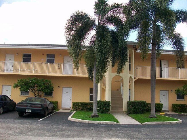 Photo - 3648 NW 91st Ln Unidad 3648 Rental