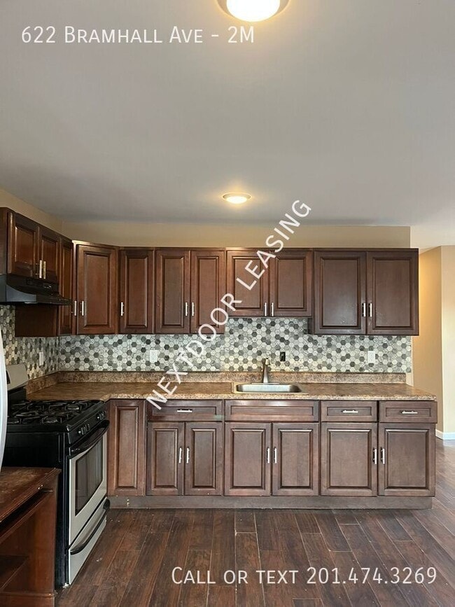 Photo - 622 Bramhall Ave Unit 2M